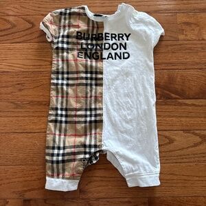 Burberry infant jumpsuit